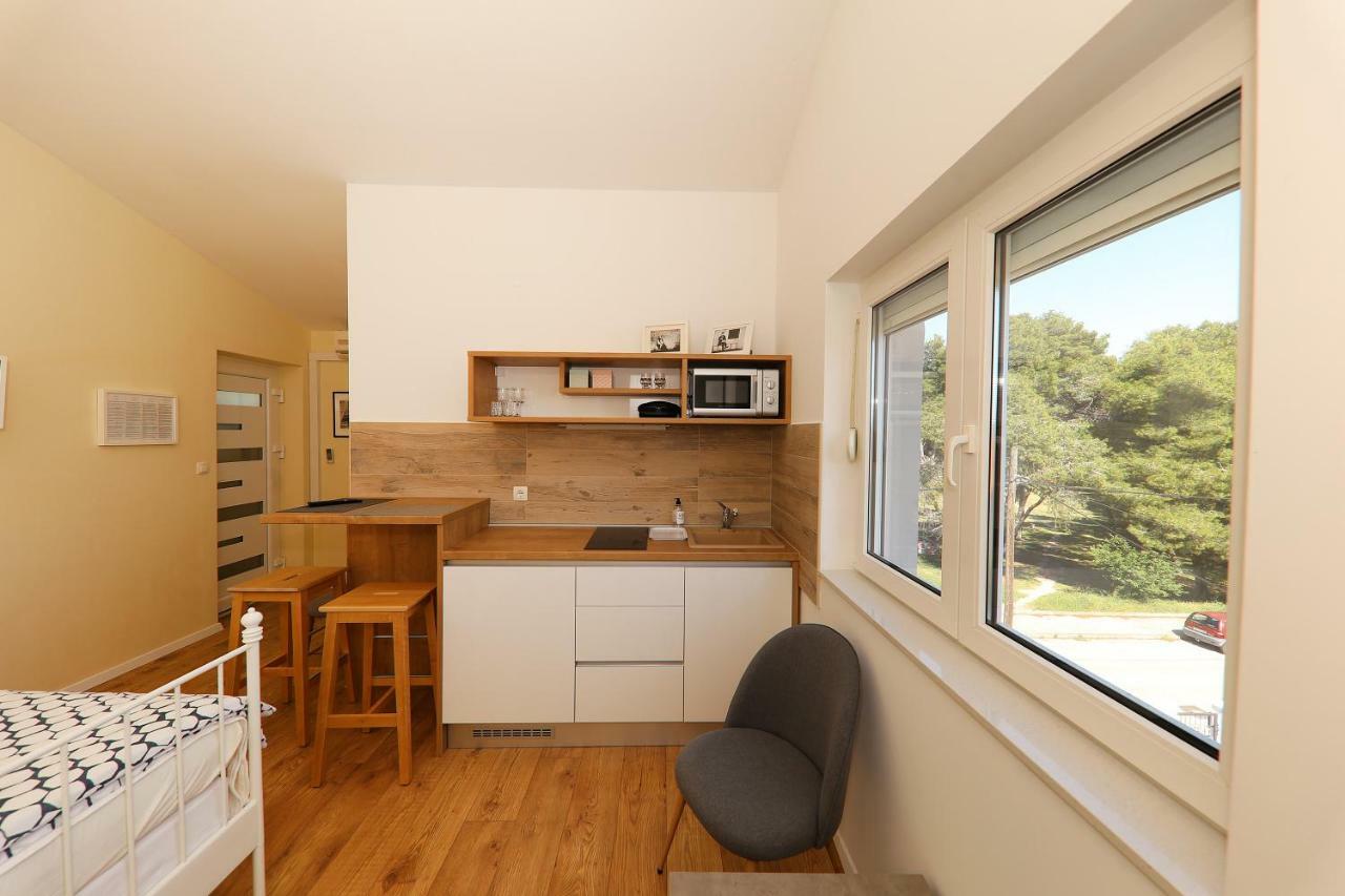 Apartments Meri-Puntamika Zadar Extérieur photo