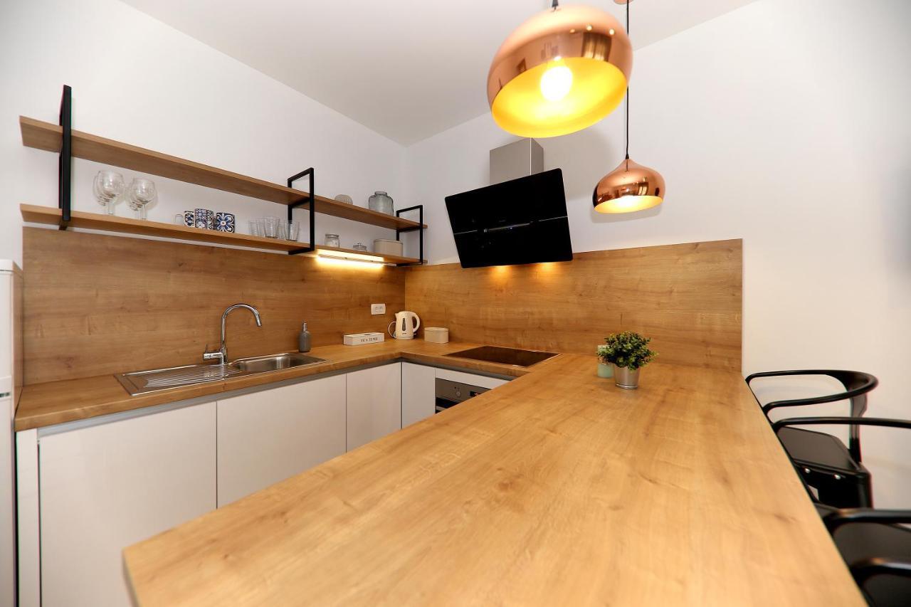 Apartments Meri-Puntamika Zadar Extérieur photo